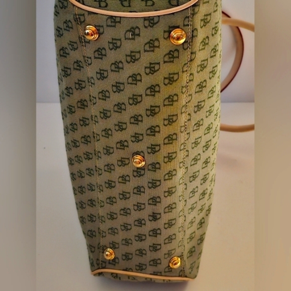 DOONEY & BOURKE BUCKLE SATCHEL HANDBAG TAN BROWN SIGNATURE SHOULDER BAG - Picture 8 of 11